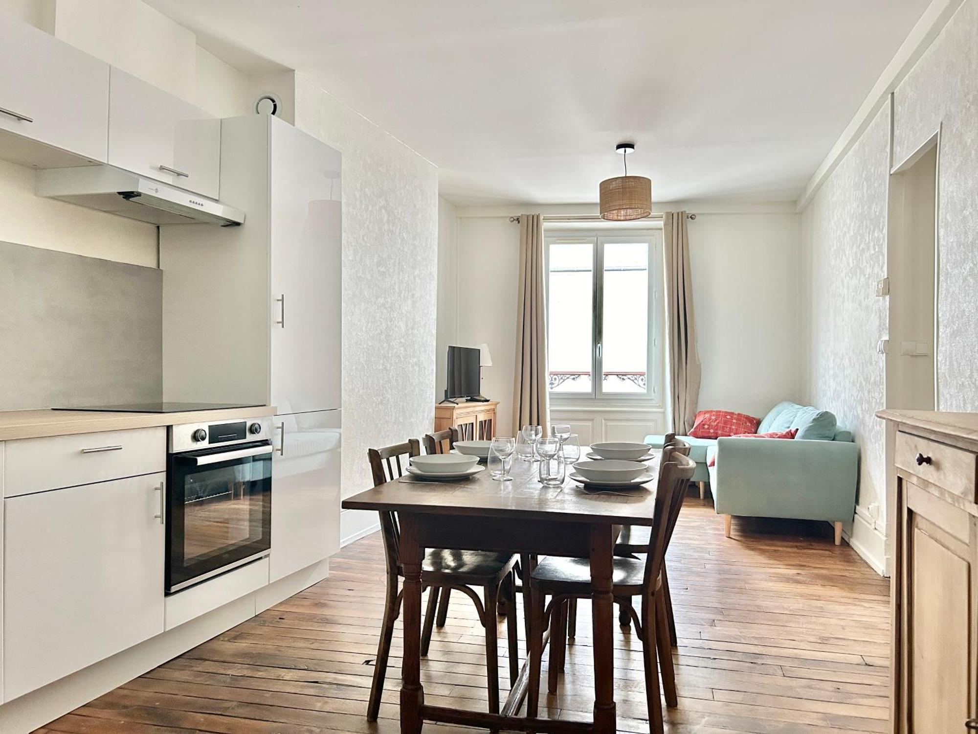 Appartement Pinede - 2 Chambres - Centre Ville Orléans Exteriör bild